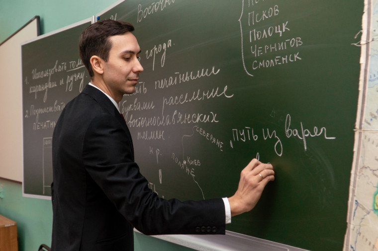 Сергей Кравцов: «Мы продолжим отстаивать права учителей».